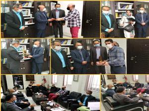 اهدا جوائز به برگزیدگان جشنواره استنداپ کمدی لبخند قو و سوگواره تعزیه غریب