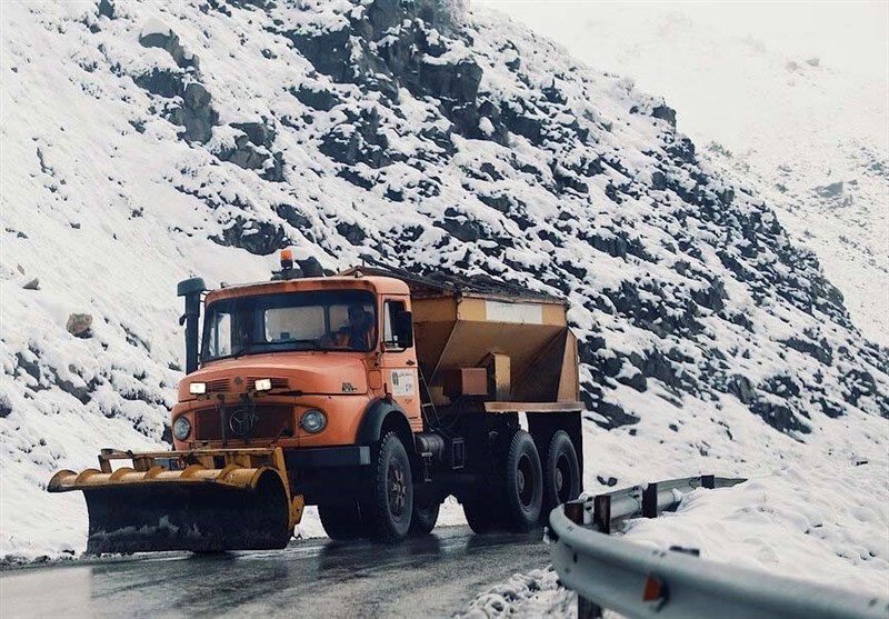  بارش برف و باران در جاده‌‌های ۷ استان/ آخرین وضعیت ترافیکی محورها