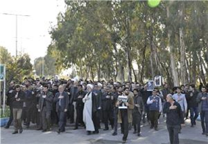 تجمع اعلام آمادگی دانشجویان دانشگاه مازندران به فرمانده کل قوا جهت انتقام سخت از شیطان بزرگ