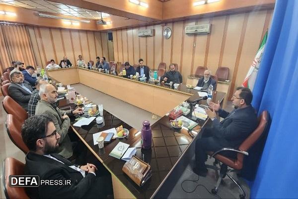 نشست هم‌اندیشی اساتید و مربیان آموزشگاه‌های مداحی با هدف بررسی و همگام‌سازی فعالیت‌ها امروز در اداره کل تبلیغات استان مازندران برگزار شد.