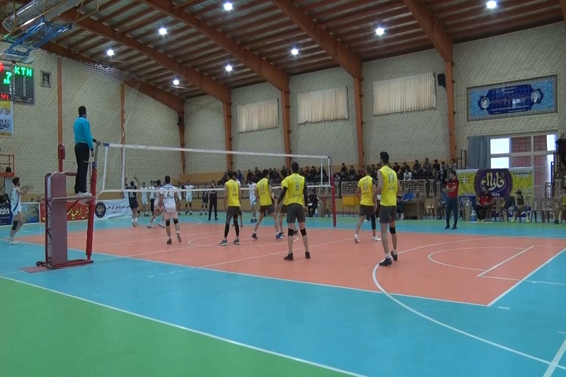 پیروزی تیم والیبال فرش گل‌نقش آران ‌و بیدگل مقابل تیم اودیما نور مازندران