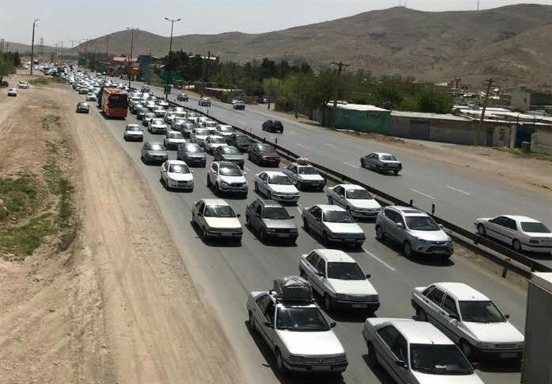ترافیک سنگین در آزادراه قزوین_کرج_تهران/احتمال سقوط بهمن در جاده‌های کوهستانی
