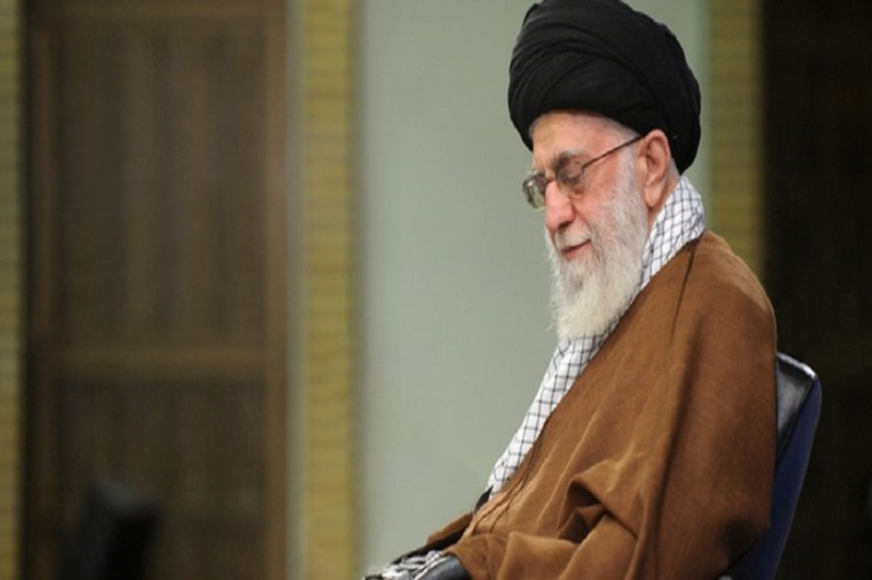 رهبر انقلاب با صدور پیامی درگذشت روحانی خدوم حجت الاسلام طبرسی را تسلیت گفتند