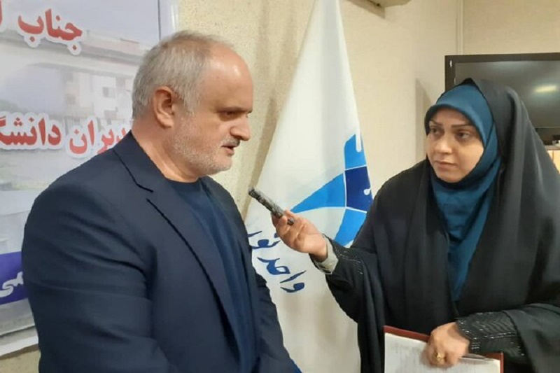 تمامی رشته‌ها و گرایش‌های لازم در سطح دانشگاه‌های آزاد مازندران وجود دارد