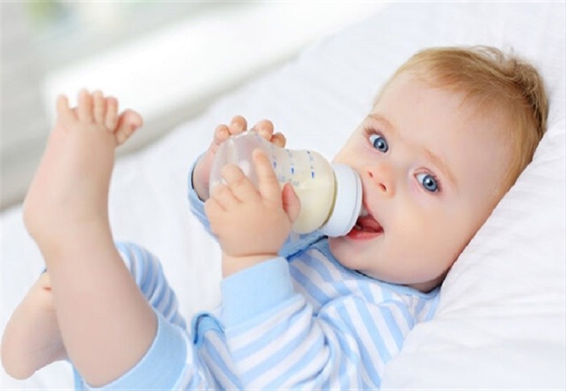 جلوگیری از پوسیدگی زودرس دندان در کودکان از شیرخوارگی آغاز شود