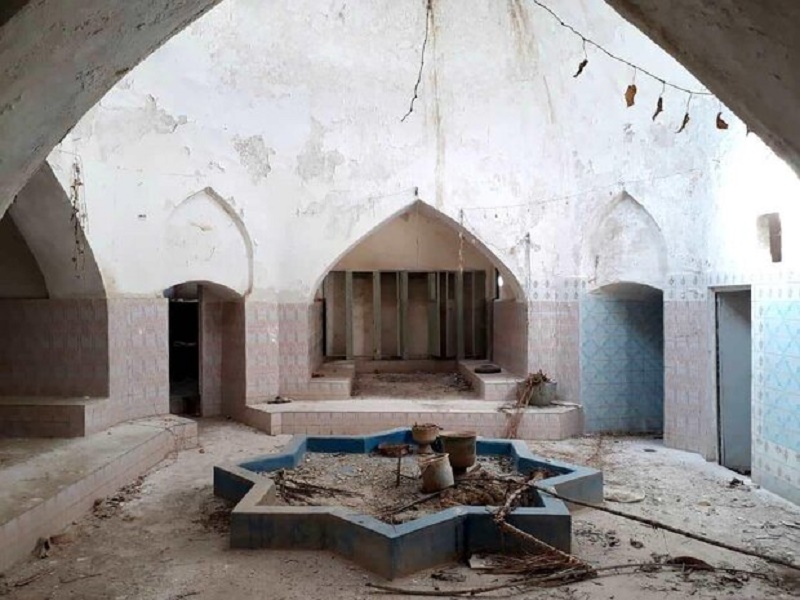 حمام قاجاری فرح آباد در دست مرمت است