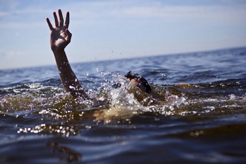 غرق شدن جوان ۱۹ ساله همدانی در رامسر