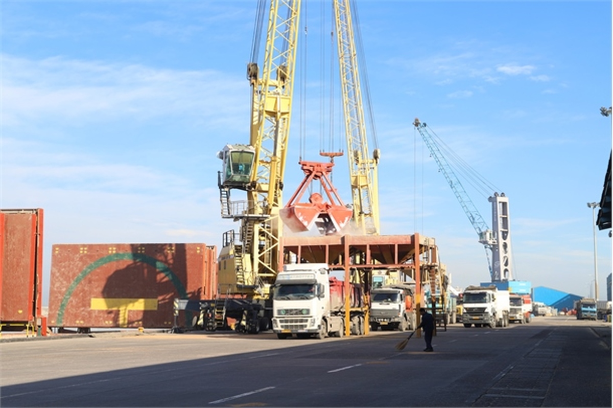  رشد ۸۰ درصدی صادرات کالا از منطقه ویژه اقتصادی بندر نوشهر در سال ۹۹