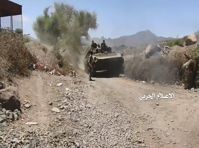 پیشروی انصارالله یمن در آخرین پایگاه دولت مستعفی در مأرب/ ۶۵ کشته در درگیری‌های ۴۸ ساعت اخیر