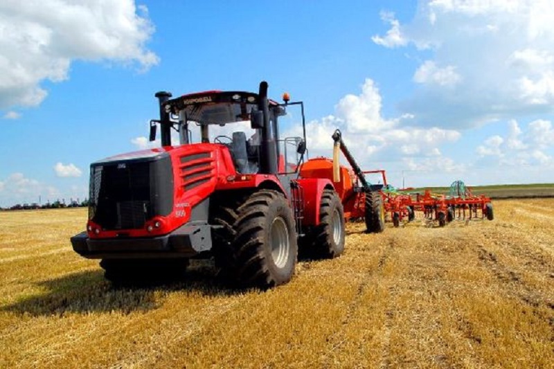اضافه شدن ۴۴ دستگاه ماشین آلات کشاورزی به ناوگان زراعی
